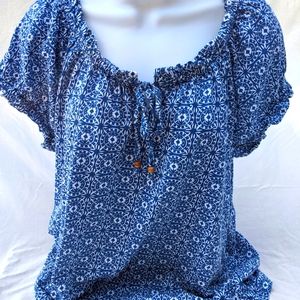 Women's XL short sleeve shirt